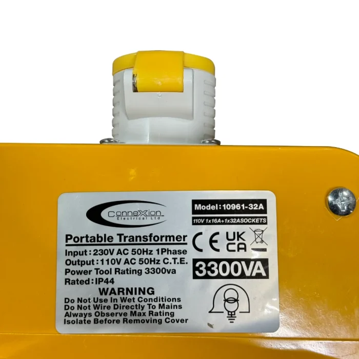 110V Transformer 3.3kVA with 1x32A Output